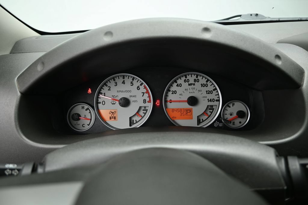 Used 2018 Nissan Frontier PRO-4X AWD/4WD image 15