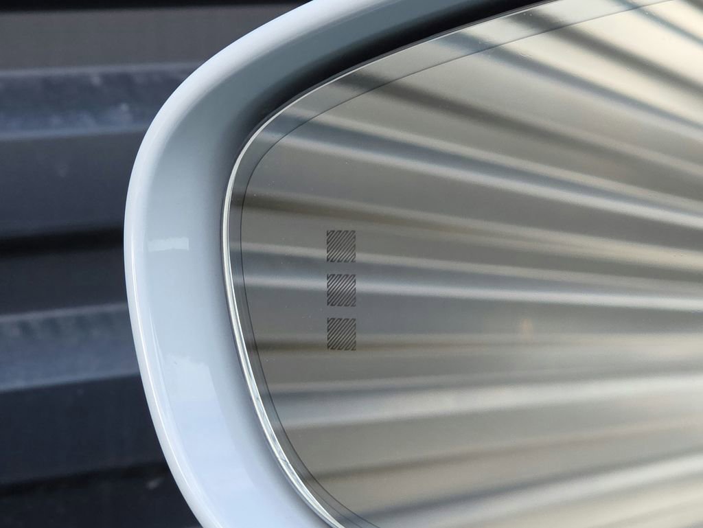 Certified 2025 Porsche 911 Carrera 4 GTS image 28