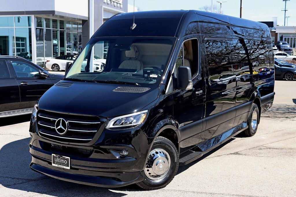 Used 2024 Mercedes-Benz Sprinter 3500 image 6