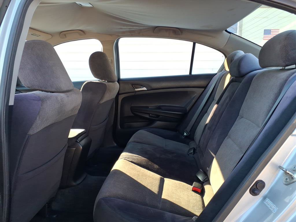 Used 2010 Honda Accord LX-P image 8