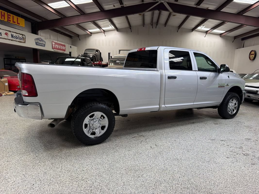 Used 2018 RAM 2500 Tradesman w/ Chrome Appearance Group AWD/4WD image 8