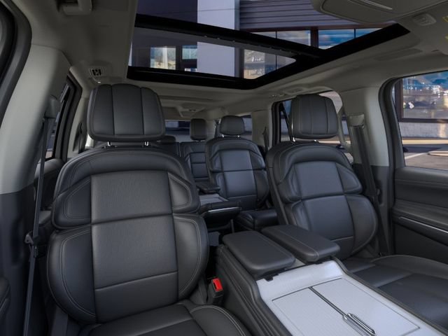 New 2026 Lincoln Navigator L Reserve AWD/4WD image 31