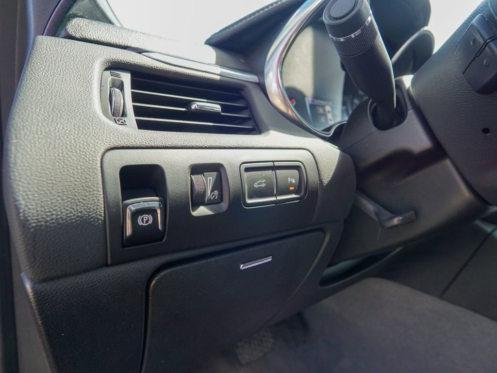 Used 2019 Chevrolet Impala LT w/ Sunroof and Spoiler Package image 14