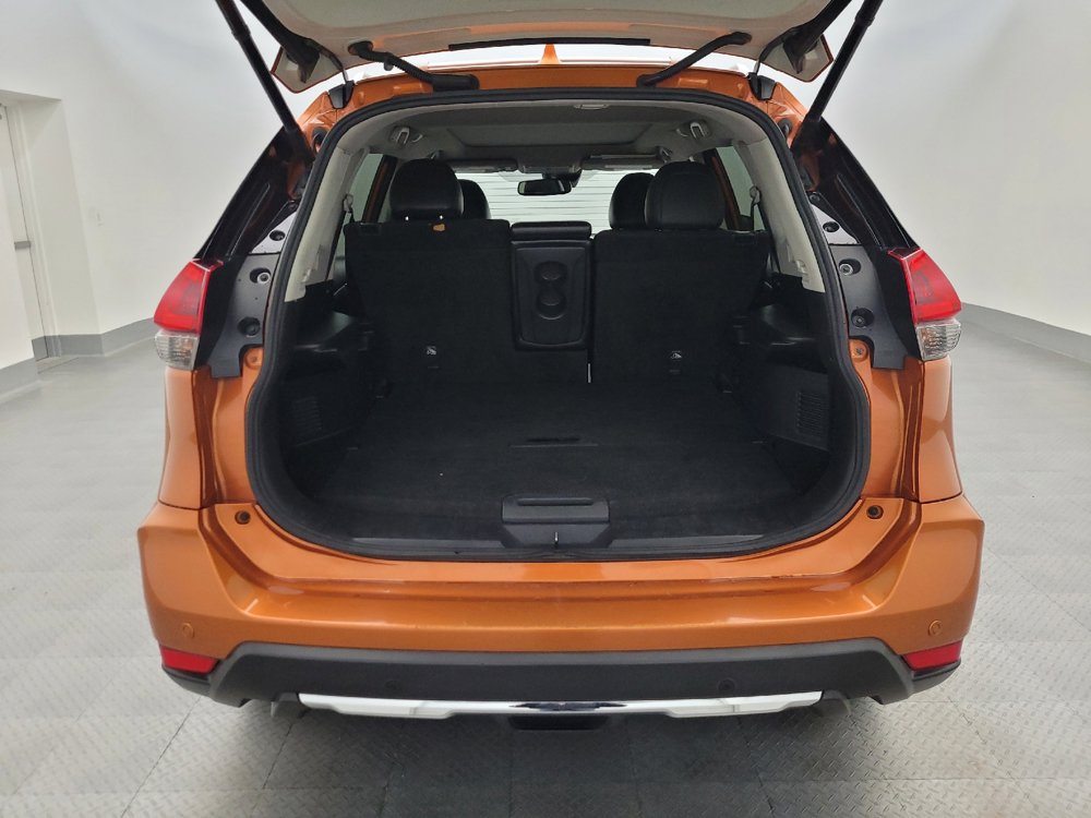 Used 2019 Nissan Rogue SL w/ Premium Package AWD/4WD image 29