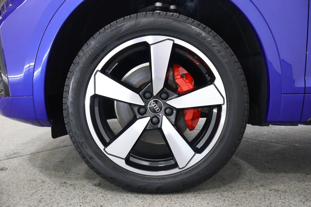 Used 2024 Audi Q5 2.0T Premium Plus w/ Premium Plus Package image 5