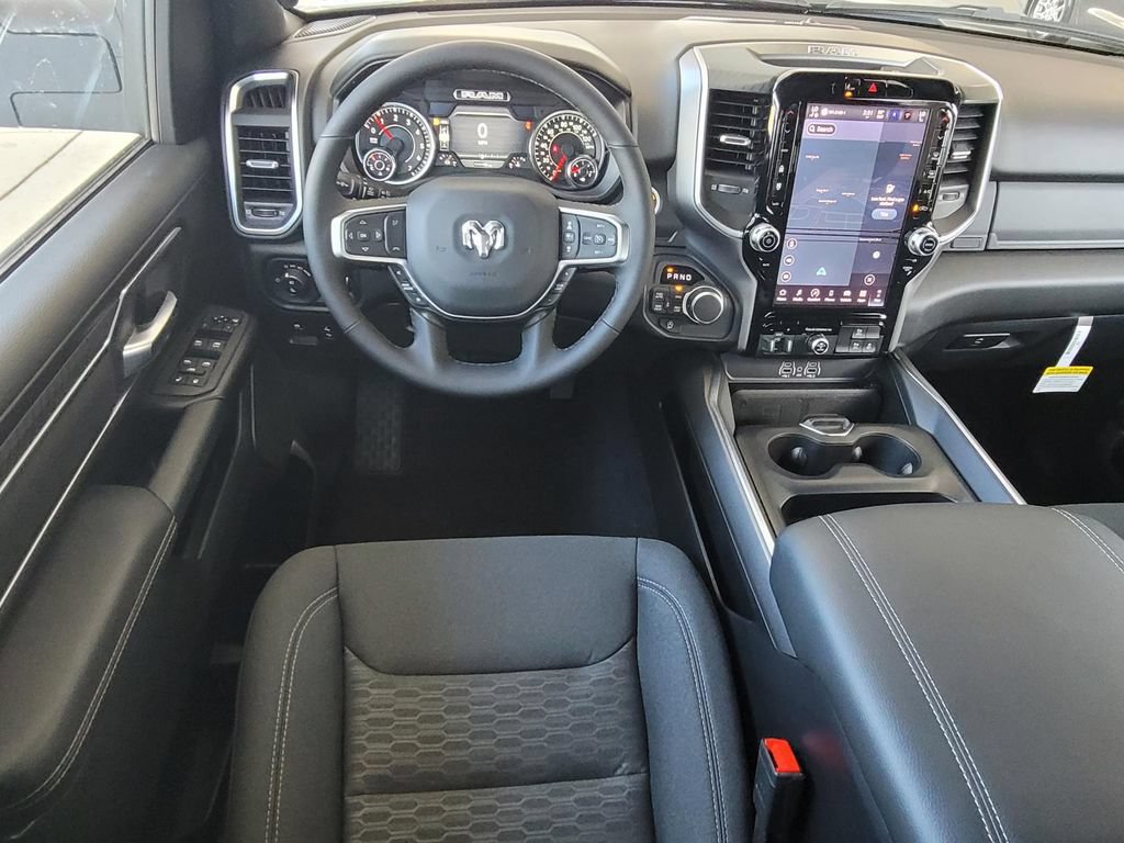 New 2025 RAM 1500 Big Horn AWD/4WD image 10