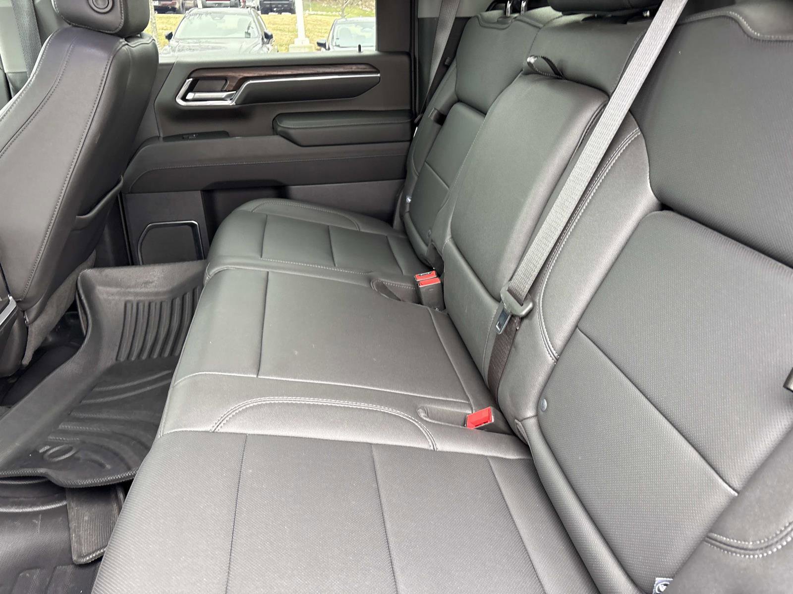 Certified 2024 GMC Sierra 2500 SLT w/ SLT Premium Package image 31