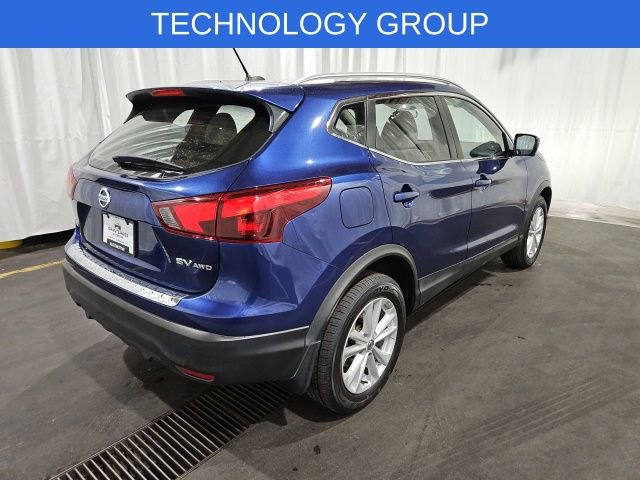 Used 2018 Nissan Rogue Sport SV w/ SV Technology Package image 3