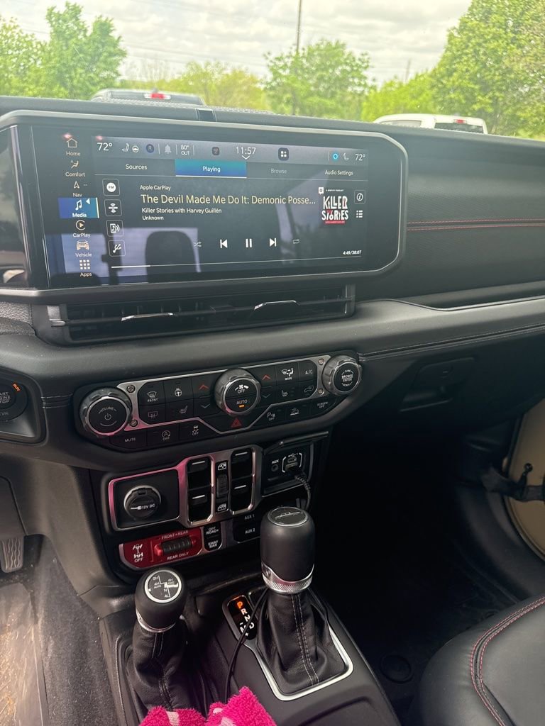 Used 2025 Jeep Gladiator Rubicon image 4