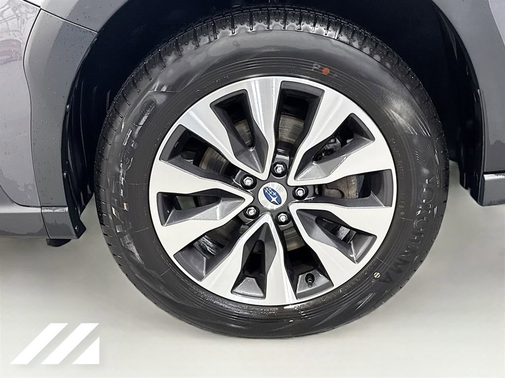 Certified 2025 Subaru Outback Limited image 34