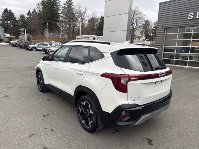 Used 2024 Kia Seltos EX image 7