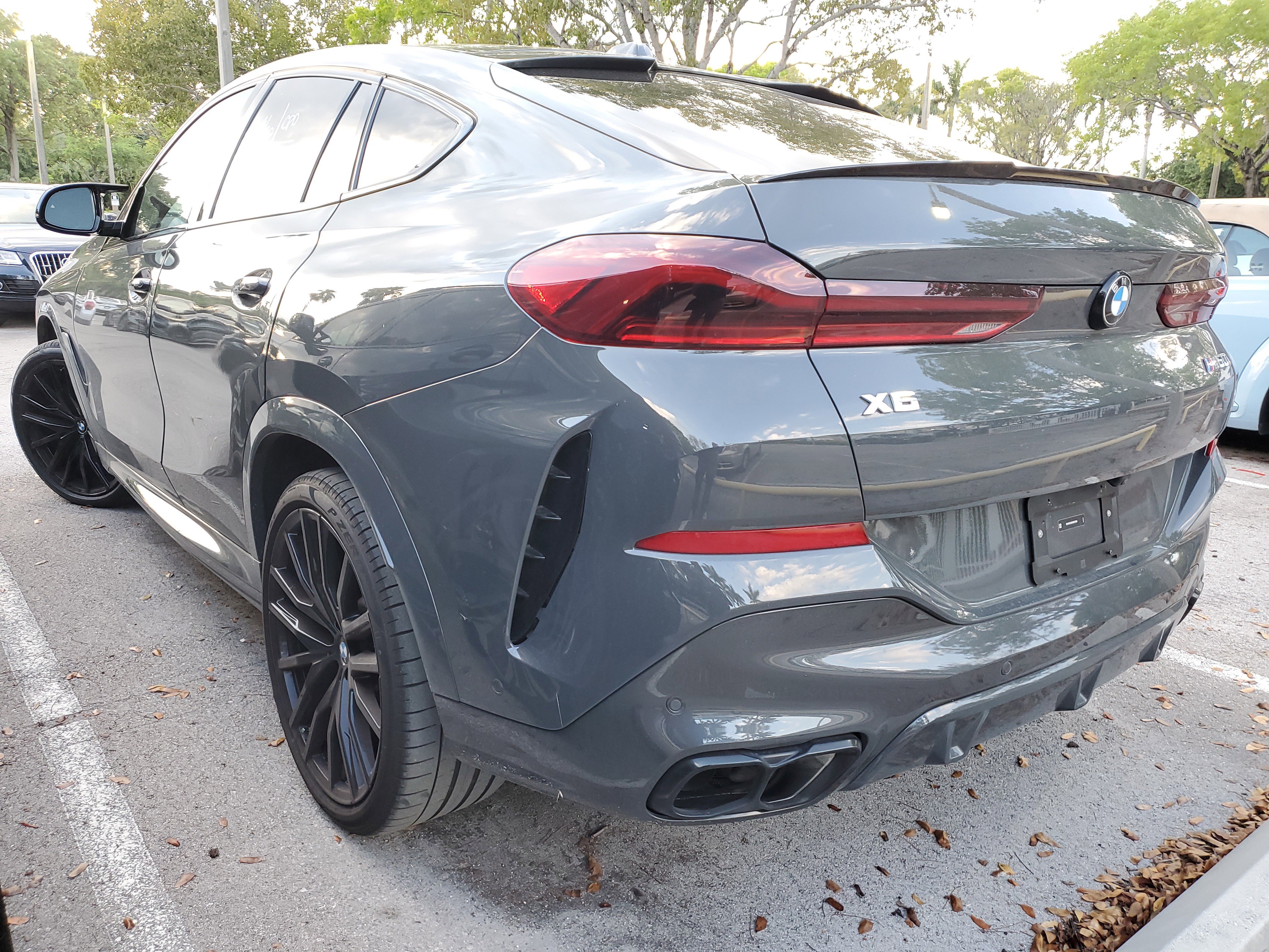 Used 2025 BMW X6 M60i AWD/4WD image 5