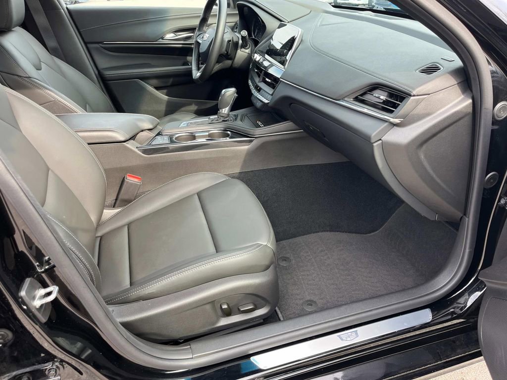 Used 2024 Cadillac CT4 Luxury image 27