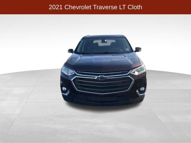 Used 2021 Chevrolet Traverse LT image 2