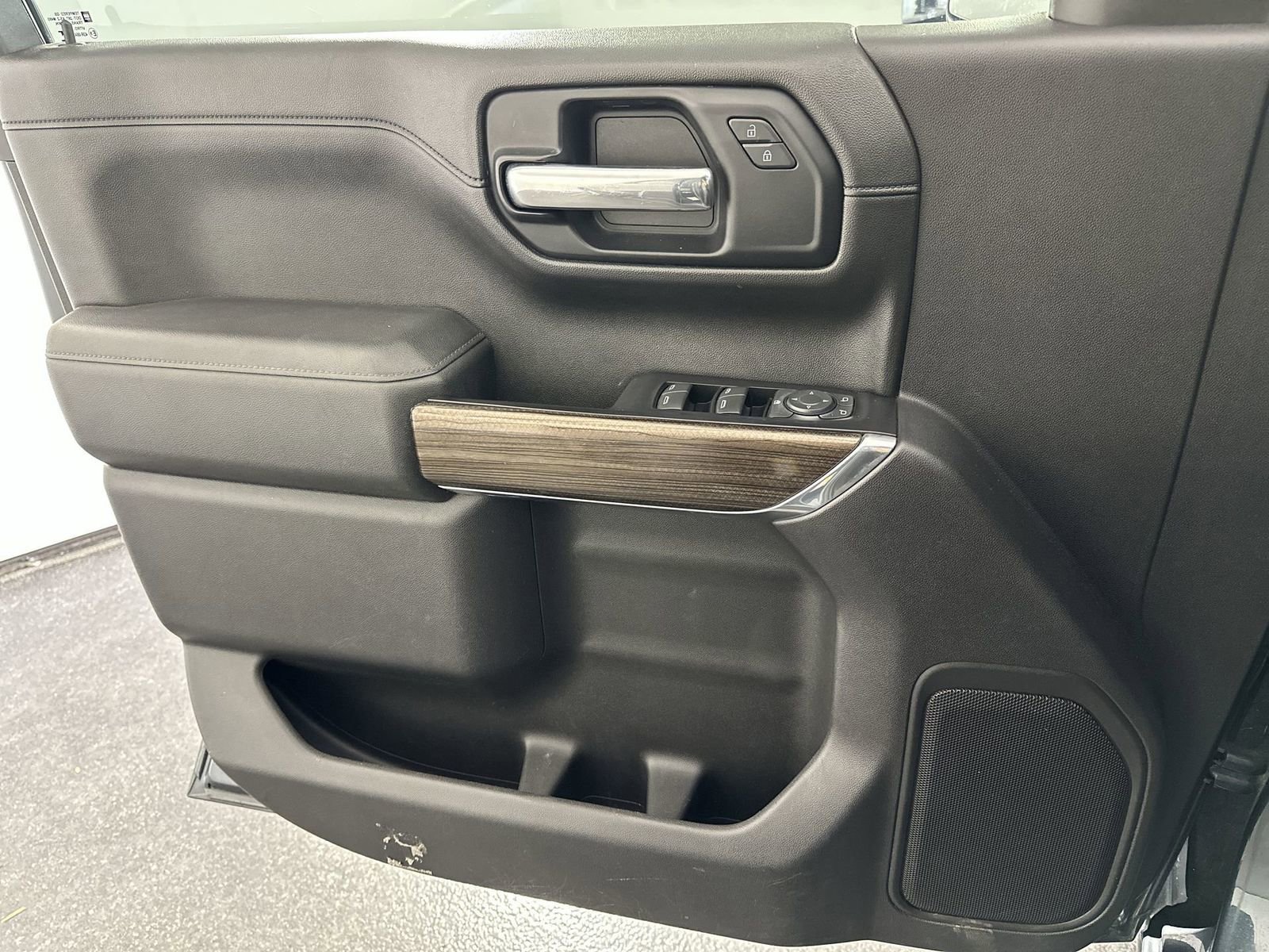 Used 2019 Chevrolet Silverado 1500 LT w/ All-Star Edition image 33