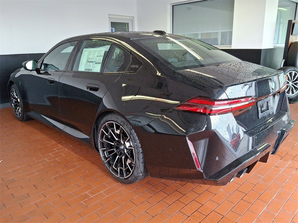 New 2025 BMW M5 w/ M Driver's Package image 3