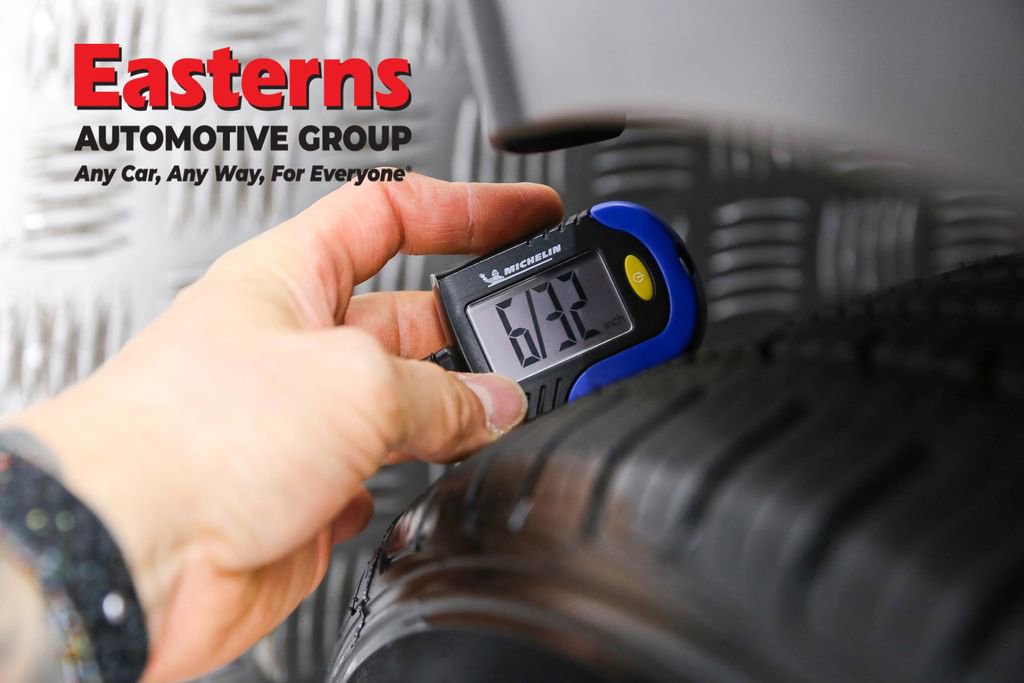 Used 2023 Hyundai Venue Limited image 29