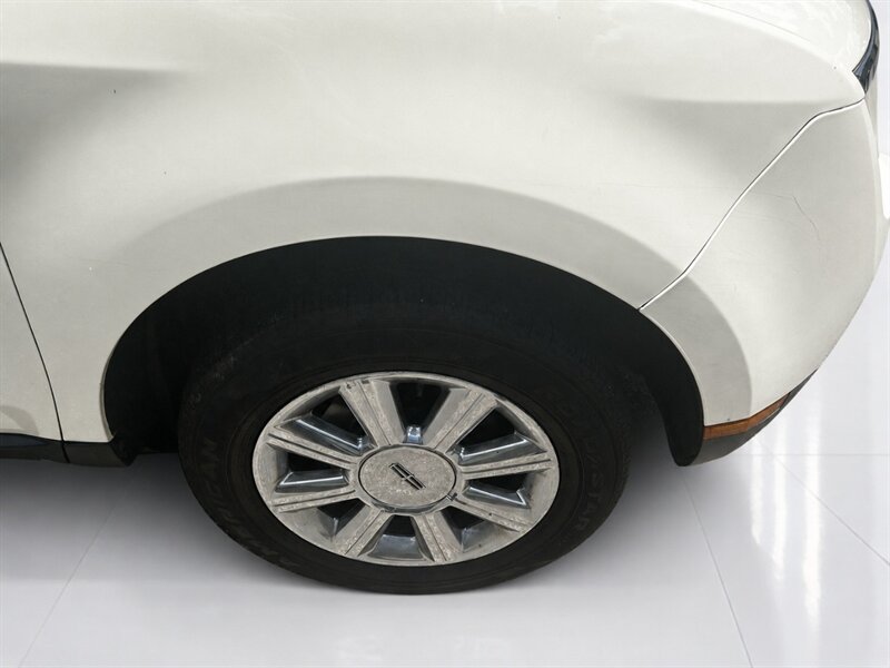 Used 2007 Lincoln MKX AWD image 29
