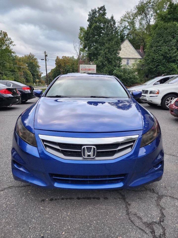 Used 2011 Honda Accord EX-L image 2
