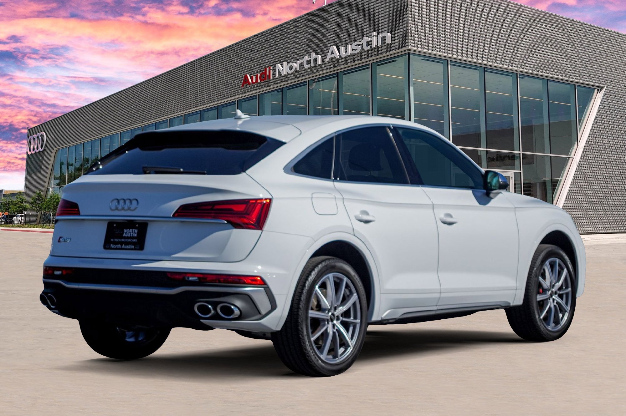 Certified 2024 Audi SQ5 Premium Plus w/ Premium Plus Package image 3