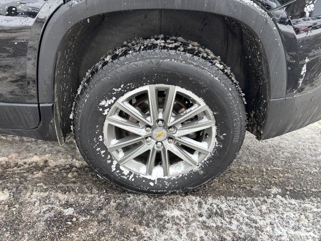 Used 2023 Chevrolet Traverse LT w/ LPO, Floor Liner Package image 27