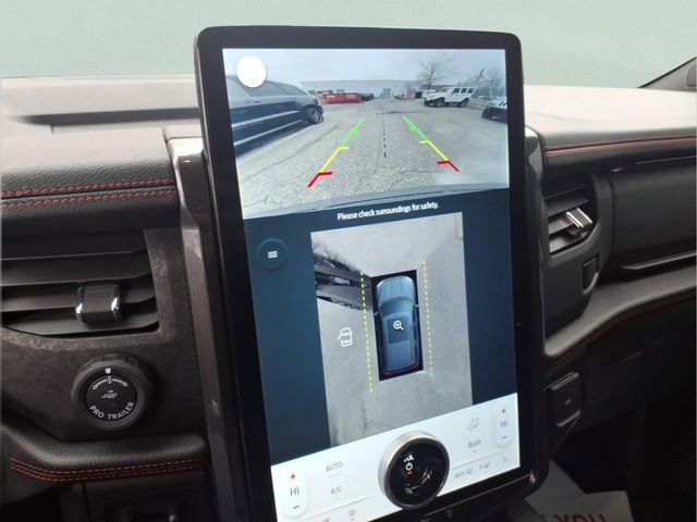 Used 2023 Ford Expedition Limited image 23