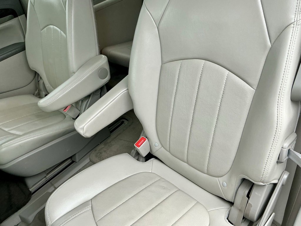 Used 2016 Buick Enclave Leather image 30