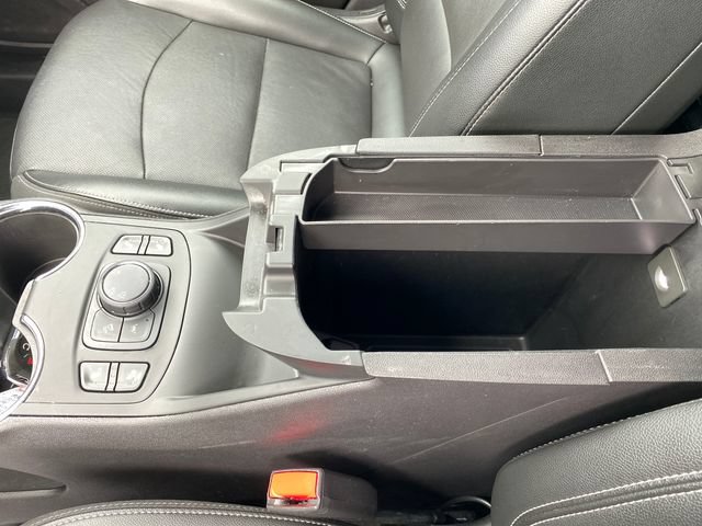 Certified 2024 GMC Terrain SLT AWD/4WD image 15