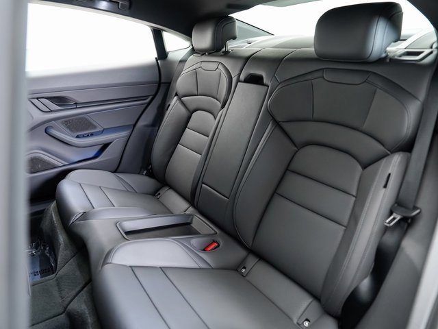 Used 2023 Porsche Taycan image 22