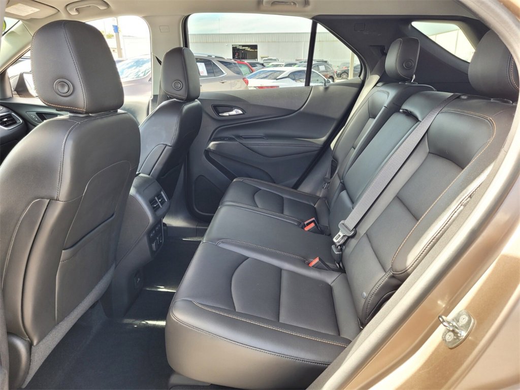 Used 2018 Chevrolet Equinox Premier image 16