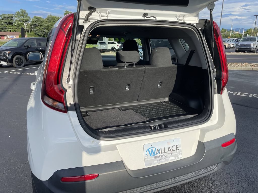 Used 2022 Kia Soul LX FWD image 33