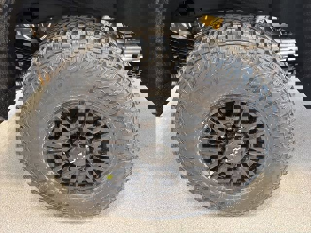 New 2026 Chevrolet Silverado 2500 ZR2 image 8