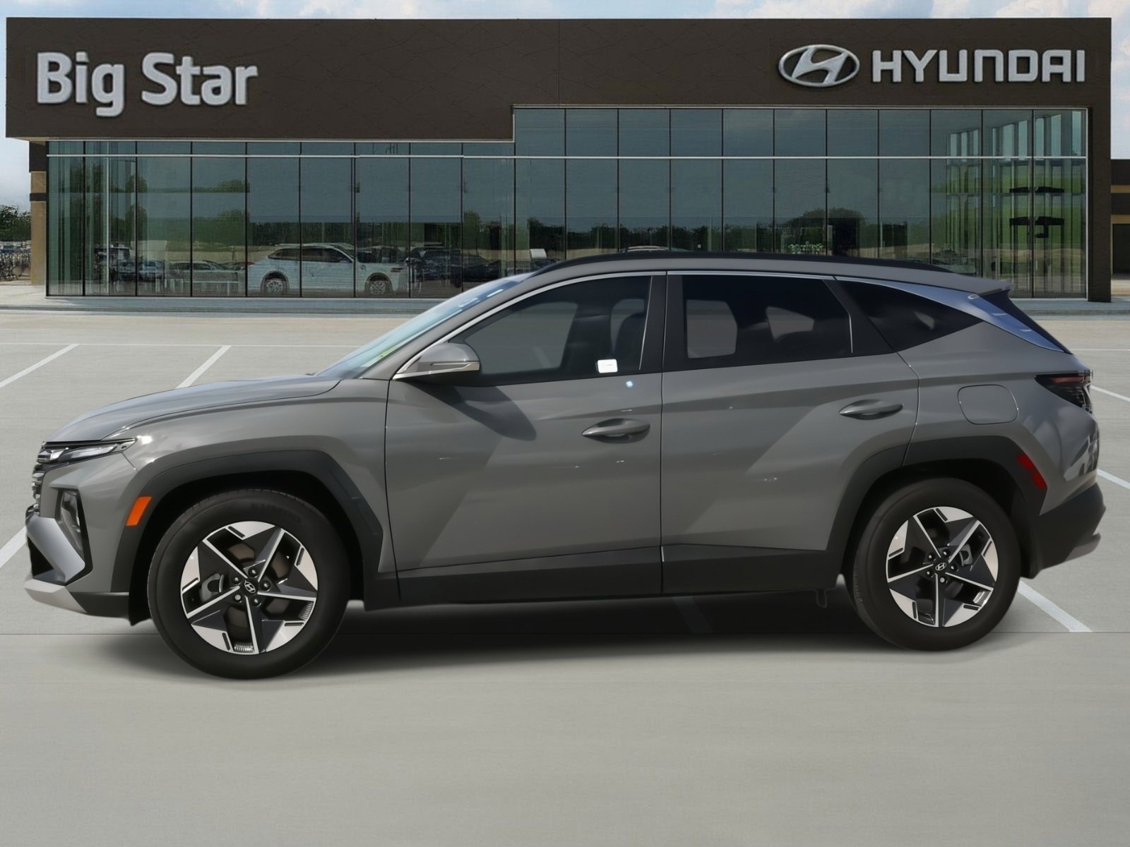 Used 2025 Hyundai Tucson SEL FWD image 2