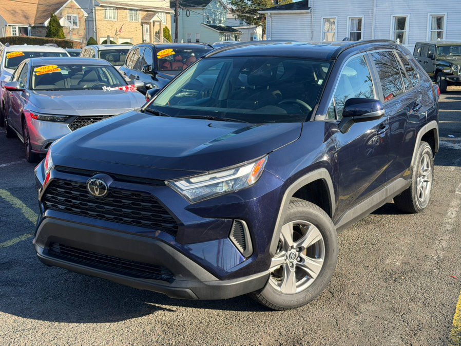 Used 2024 Toyota RAV4 XLE image 3