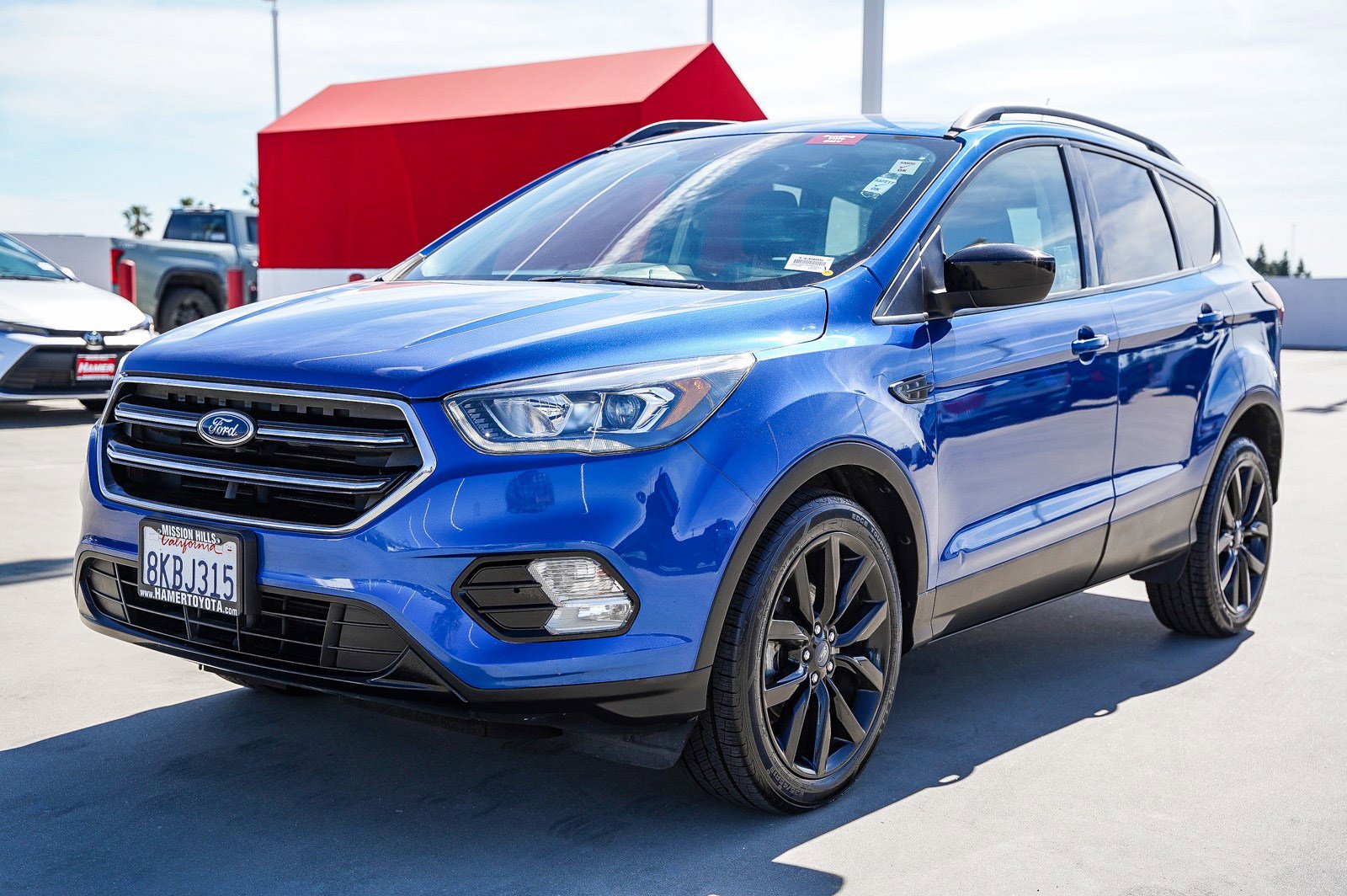 Used 2019 Ford Escape SE image 3
