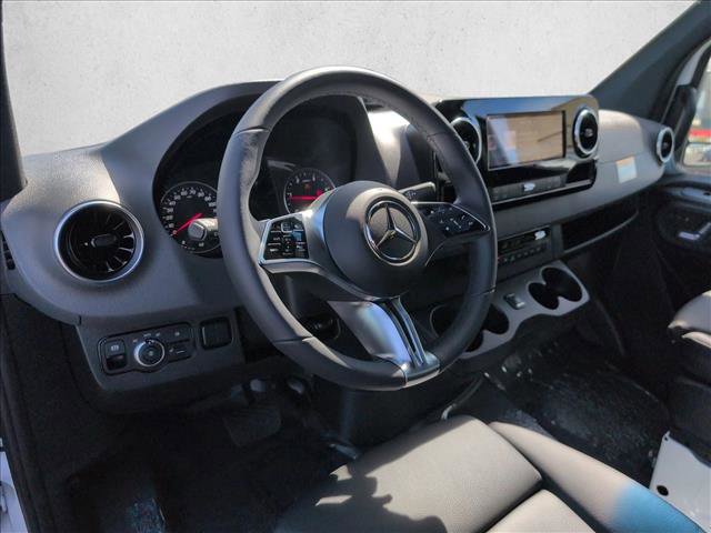 New 2025 Mercedes-Benz Sprinter 2500 image 3