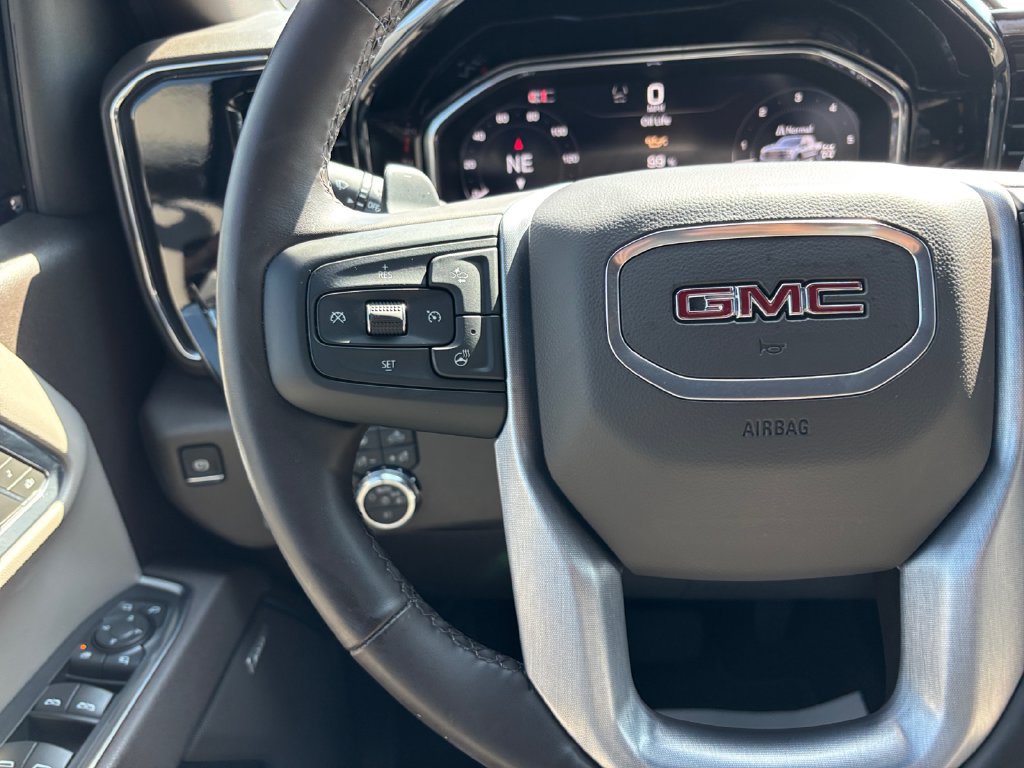 Used 2025 GMC Sierra 1500 SLT w/ SLT Premium Plus Package AWD/4WD image 21