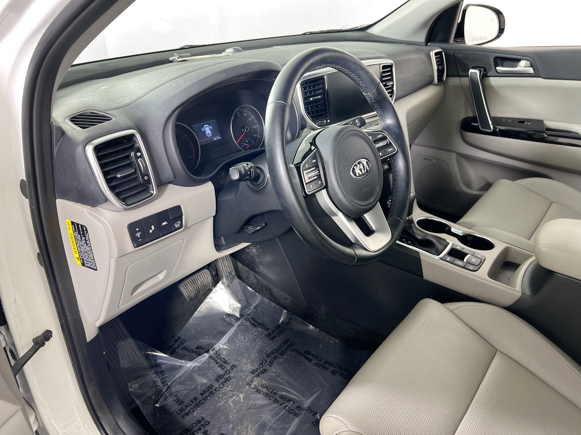 Used 2022 Kia Sportage EX w/ EX Technology Package AWD/4WD image 9
