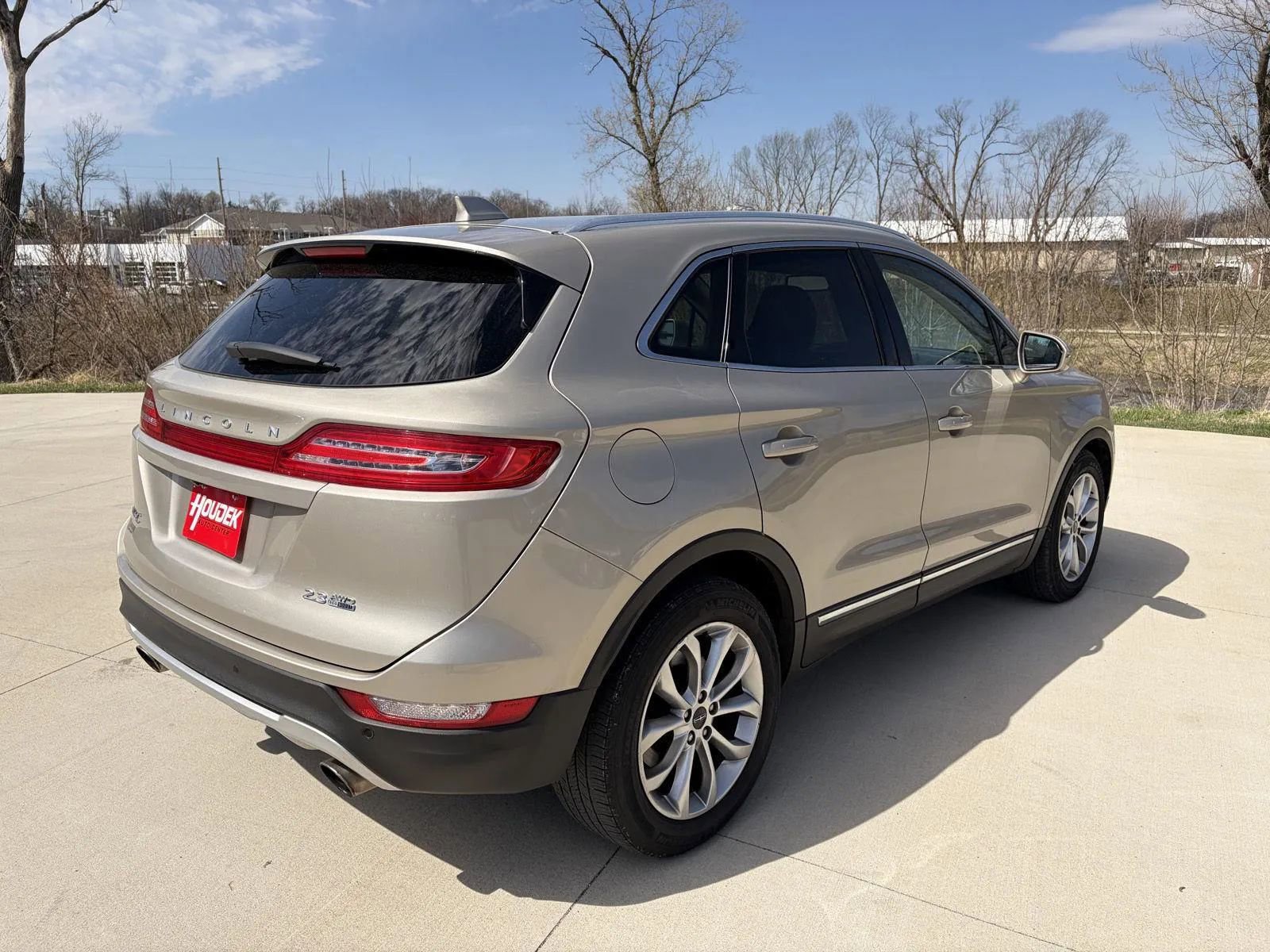 Used 2015 Lincoln MKC AWD w/ Equipment Group 101A Select image 8