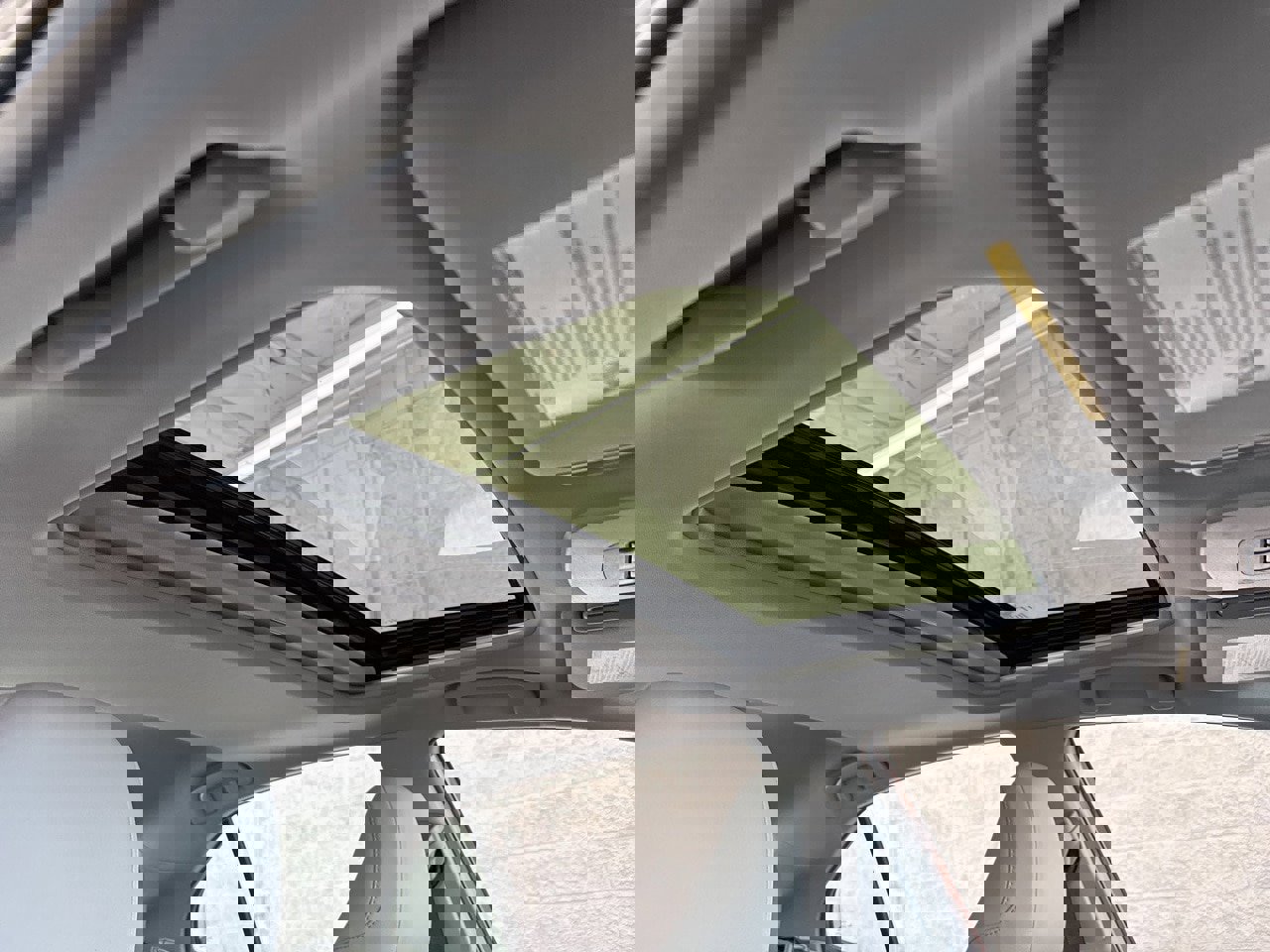 Certified 2021 Toyota Camry XLE w/ Navigation Upgrade Package image 52