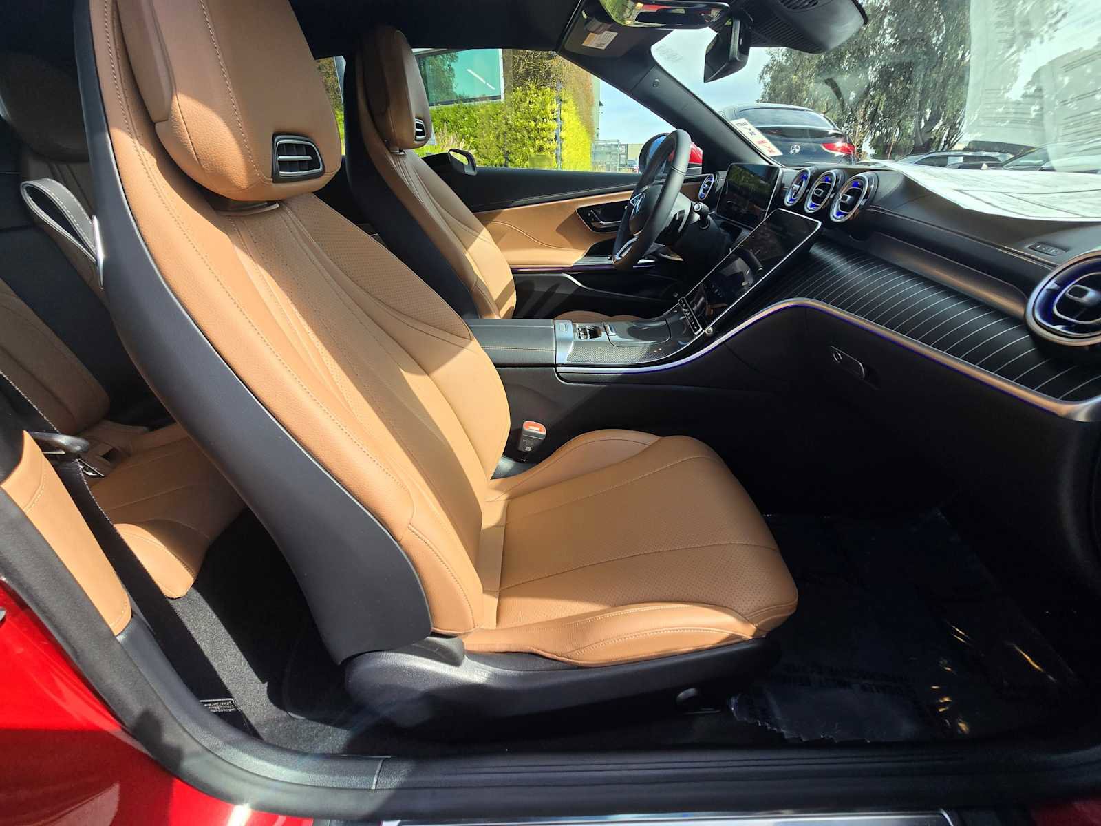 Used 2026 Mercedes-Benz CLE 300 4MATIC Cabriolet image 11