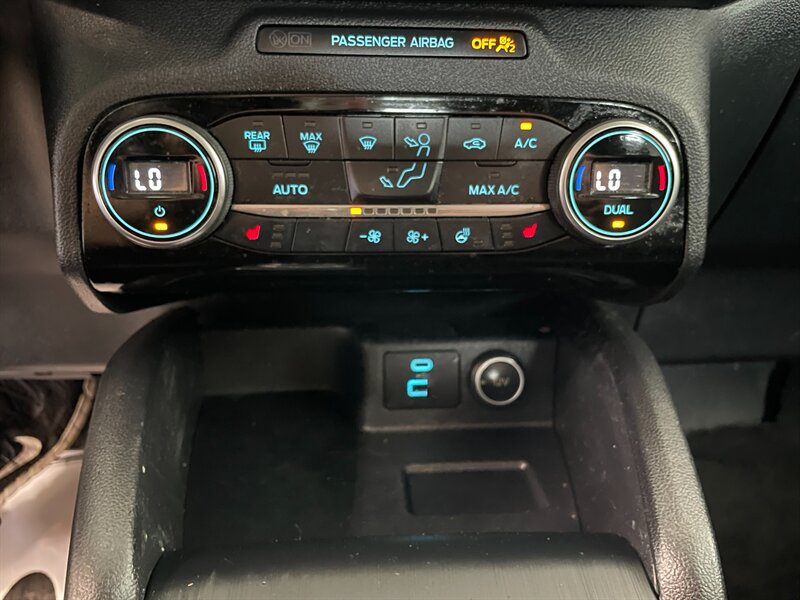 Used 2021 Ford Escape SEL AWD/4WD image 15