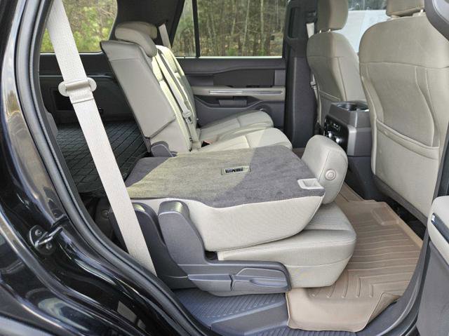 Used 2019 Ford Expedition XLT w/ Cargo Package image 33