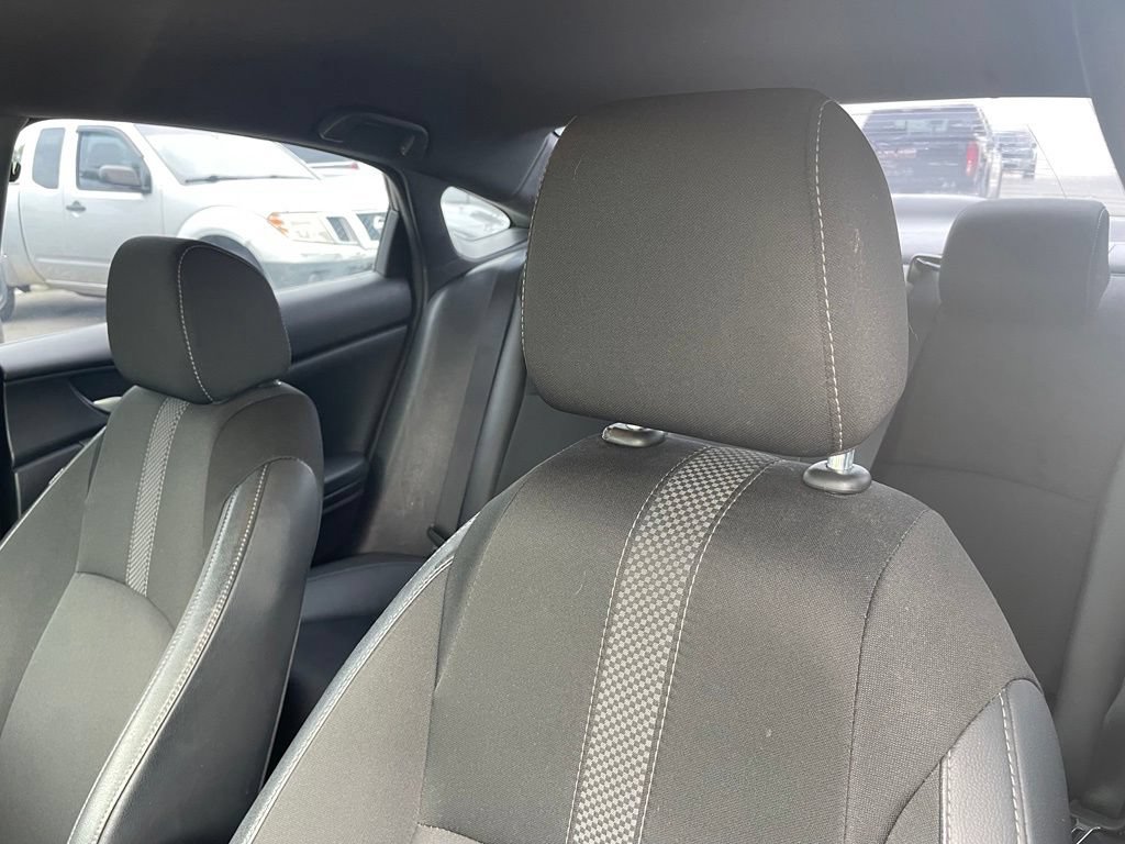 Used 2020 Honda Civic Sport image 21