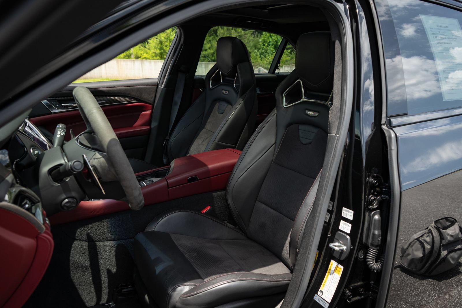 Used 2018 Cadillac CTS V RWD image 34