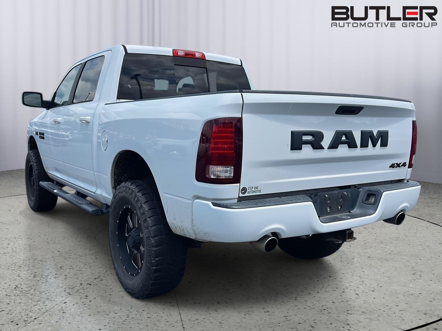 Used 2017 RAM 1500 Sport w/ Convenience Group AWD/4WD image 3