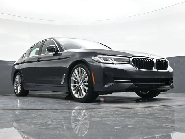 Used 2021 BMW 530i w/ Premium Package image 28