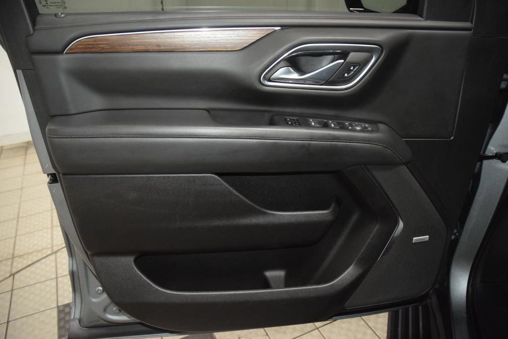 Used 2023 Chevrolet Tahoe High Country AWD/4WD image 48