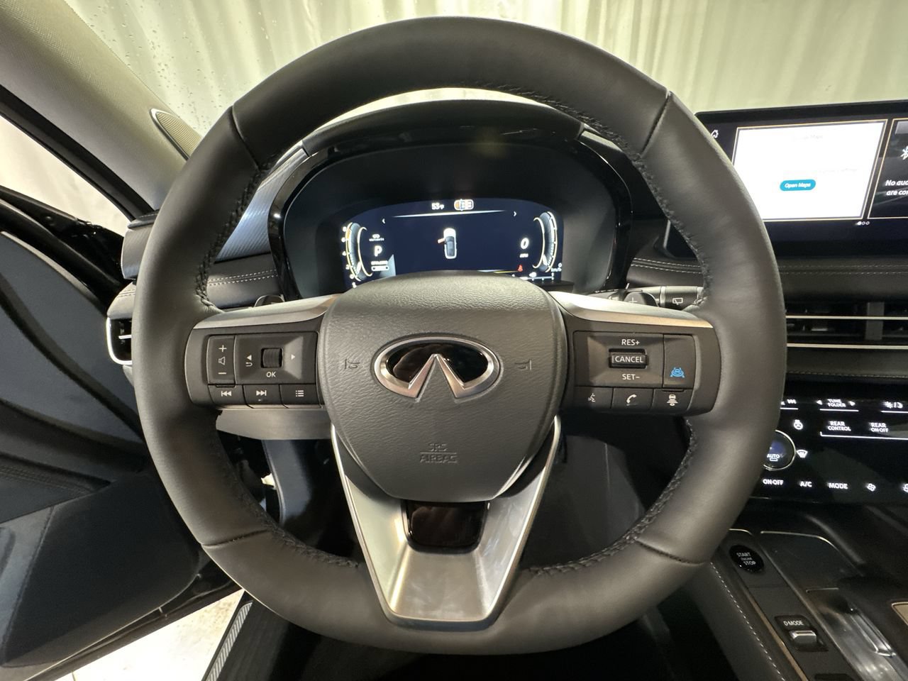 Certified 2026 INFINITI QX60 Luxe w/ Cargo Package AWD/4WD image 21