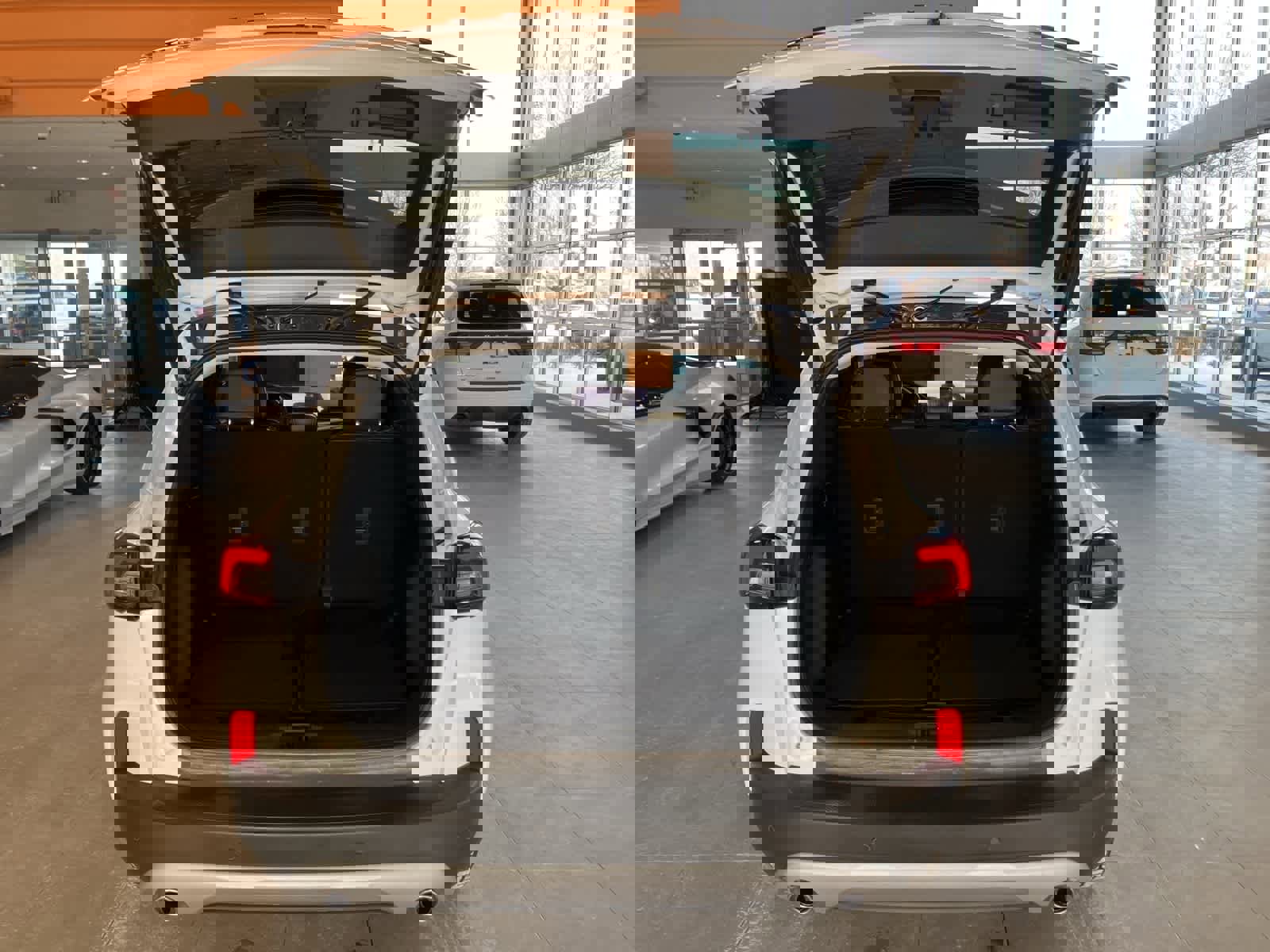 Used 2024 Ford Escape Platinum image 28